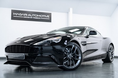 Aston Martin V12 Vanquish