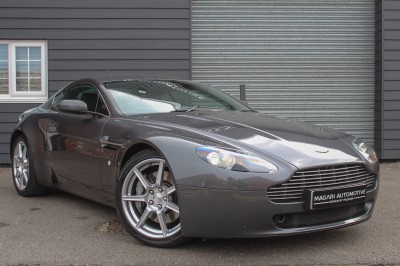 Aston Martin V8 Vantage
