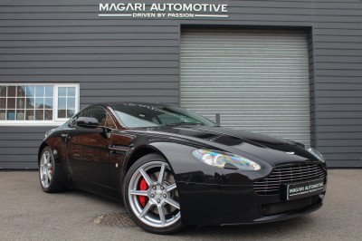 Aston Martin V8 Vantage