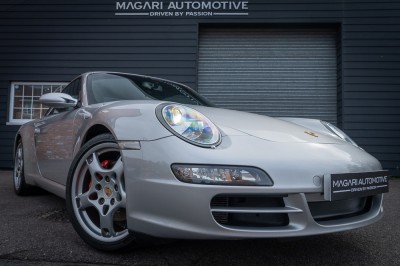 Porsche 911 Carrera