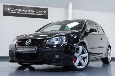 Volkswagen Golf Gti Pirelli