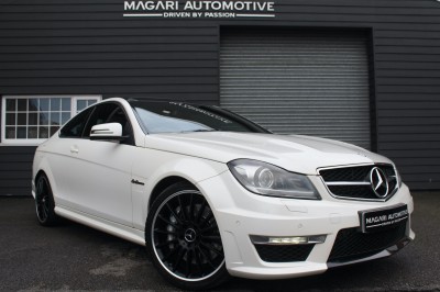 Mercedes Benz C63 Amg Coupe