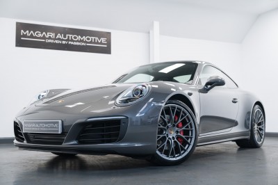Porsche 911 Carrera